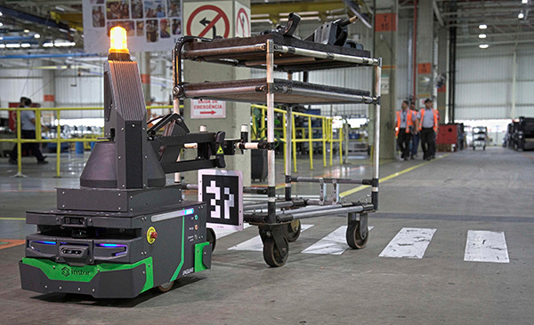 VWCO aumenta produtividade em 10% com robôs AMR