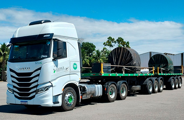 IVECO entrega 190 caminhões S-Way para empresas do Grupo Veno